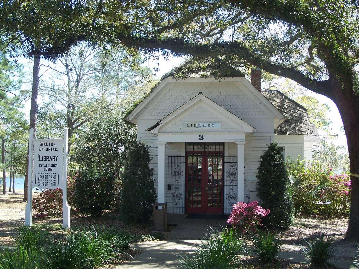 Best Western Crossroads Inn DeFuniak Springs Exterior foto